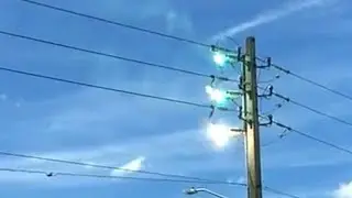 Short circuit on the transmission line support