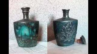 Bottle with double decoration
