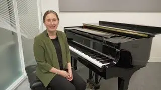 Higher or lower? Test your aural skills with Zoe Booth! 🎵