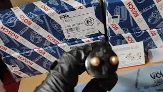 0445120218 Bosch injector for Perkins 4.4 engine,