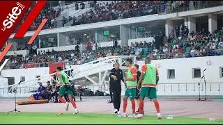 شاهد تحرك بنحمود لإبلاغ اللاعبين البدلاء بقرار الركراكي وإشراكهم في الشوط الثاني