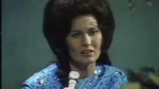 Loretta Lynn - The Third Man