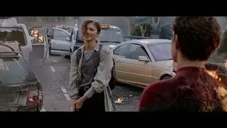 Сцена поцелуя Питера Паркера и MJ — Человек-паук: Вдали от дома (2019)