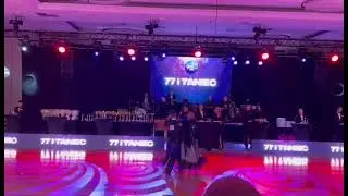 77 I TANIEC