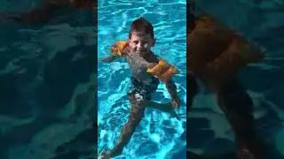 Клюснючий , теплий басейн в місті Торревєха