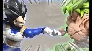 Broly vs Vegeta part ① Stop motion Animation
