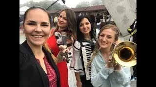 Rumenka kolo - Danijela Veselinovic, Sandra Milosevic, Jelena Urosevic i Neda Nikolic