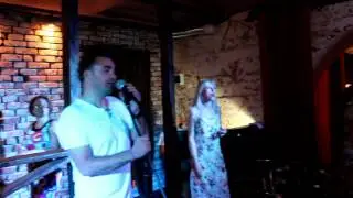 Где отпраздновать день рождения караоке I WANT TO BREAK FREE