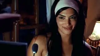 كلمني شكرا غاده عبد الرازق لو انتي قاعده ومقضياها على النت
