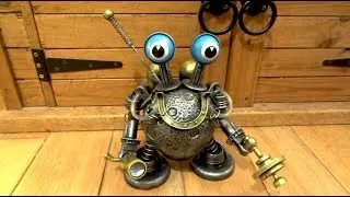 Making/Scratch-Building/Kit-Bashing a MOON-BOT (MOON ROBOT) from bits of Junk