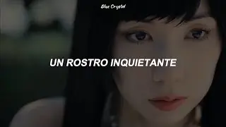 ¿Quién es ella... un recuerdo borroso?