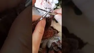 Классическое закрытие петель спицами.