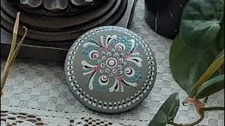 ✨BEGINNER - TUTORIAL Top Dots Bring a Simple Mandala Art Design to a STRIKING Finish