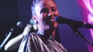 Mayra Andrade -  Lua (Vodafone Mexefest)