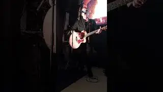 Omituisten otusten kerho  .  Juha Lagström