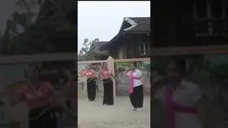 múa lào 
