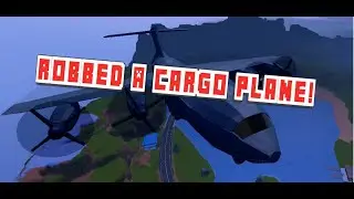 I Became A Robber and Stole From A Plane! (Roblox)