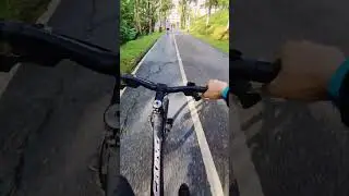POV: Kau Sedang Berbasikal di Taman Tasik