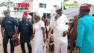 HON  CHIKE ANYAONU BIDS LATE JOE ANATUNE FAREWELL WITH A MUSICAL PERFORMANCE