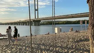 Славутич Днепр загорают и плавают / 28.09.2024