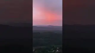Солнечный закат над Канди великолепен, в Шри Ланке, 18.08.2024.г.