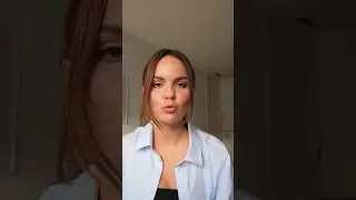 Девочка показала страшный жест 😨