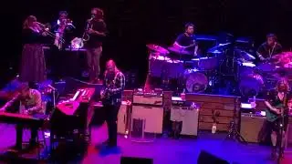 Tedeschi Trucks Band ~ Gin House Blues