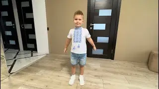 Перший день в новому садочку. Свято 1го дзвоника. Обжинки по соняшнику.