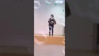 Маршрутка под номером 1 едем и молчим он говорит Доброе утро А я не слышу утра