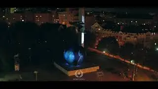 Проекция на памятнике 600-летия Калуги