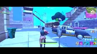 Stęchły skład - Fortnite