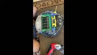 How to replace Roomba's battery?