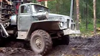 лесовоз урал-375.AVI