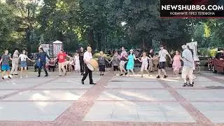Мръсна жега центъра на София Хоро в центъра .Български мегдан