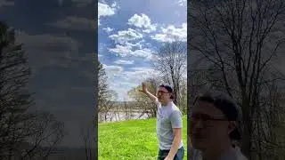 #trickshort Nice and easy #frisbee #trixshot #trickshot