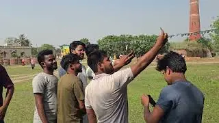 Md Nafis surrounded by Aimim Supporters at West bengal Murshidabad 