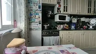 Что то с телефоном происходит...