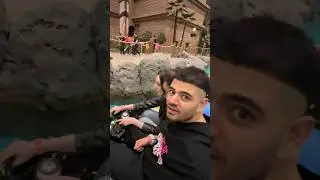 Рома и Аш в скале😂 