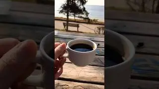 Her zaman her yerde kahve içenlerden misiniz 🙈☕️♥️ #trending #viral #shorts #keşfet