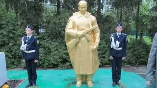 Памятник Воину. 75 лет начала боевого пути 139-й стрелковой дивизии. п. Кугеси. 27 мая 2017