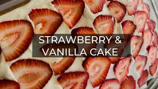 EASY STRAWBERRY AND VANILLA CAKE