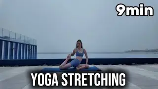 Quick 9 minutes MORNING YOGA STRETCHING for BEGINNERS/Yoga in Crete Greece