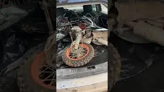 Влезает ли питбайк в легковую машину? 