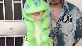 Cotton candy hexagonal monster