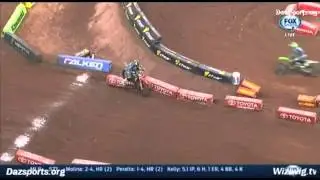 Tomac almost crash AMA Supercross 2014 Houston
