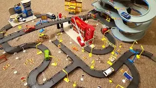 Track 'N' Town Mega City Layout with Parking Garage Emergency Hospital Police Fire Station Bridge