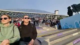 и улыбка,  без сомненья, вдруг коснётся ваших глаз...