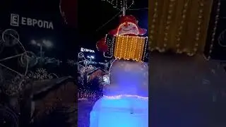 снеговик ☃️   играет на гармоне