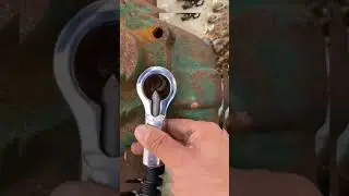 Мало кто знает как сломать гайку