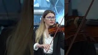 Семпривита игра на скрипке /Semprivita playing the violin #lezginka #shots